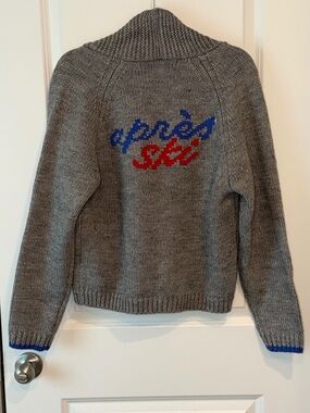 PINK PINEAPPLE Apres Ski Chunky Knit Cardigan Topper in Gray XS/S Ski Lodge